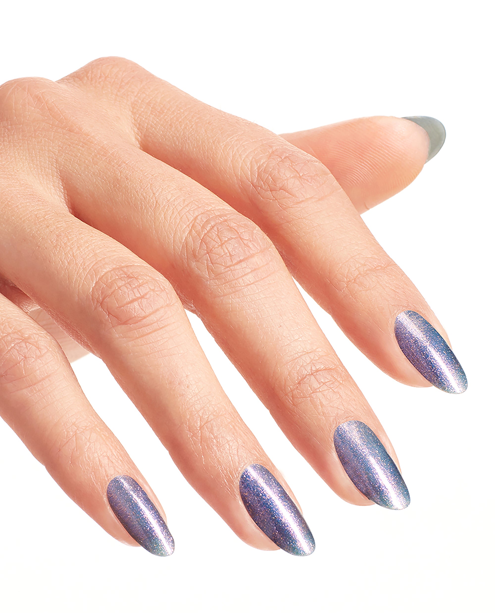 leonardos-model-color-mani_39aa4ff0-1003-4c43-9258-5e2b81fd26a4.jpg