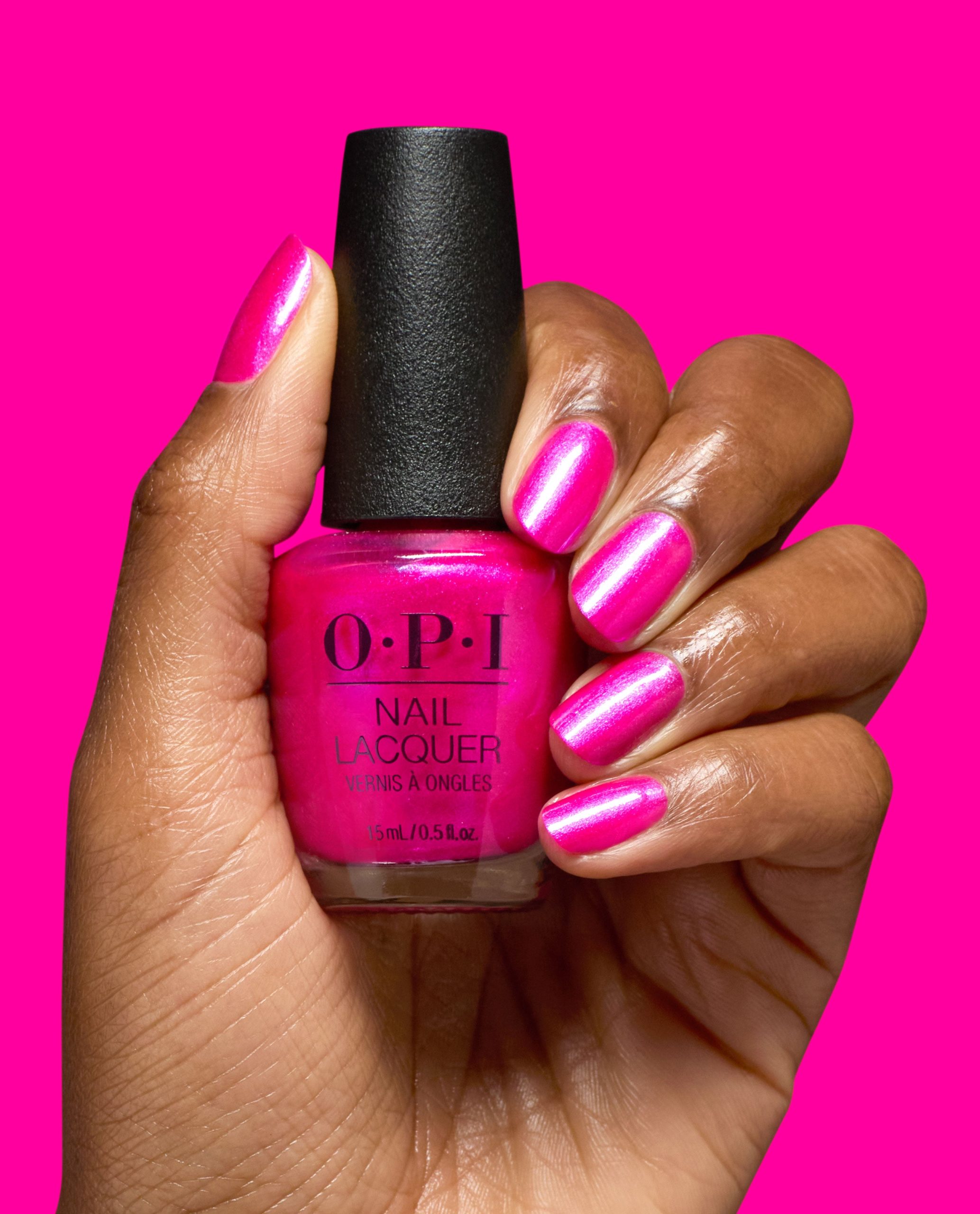 lollypoppin_bubblegum_hrs02_nail_lacquer_99399001300_hand_and_bottle.jpg