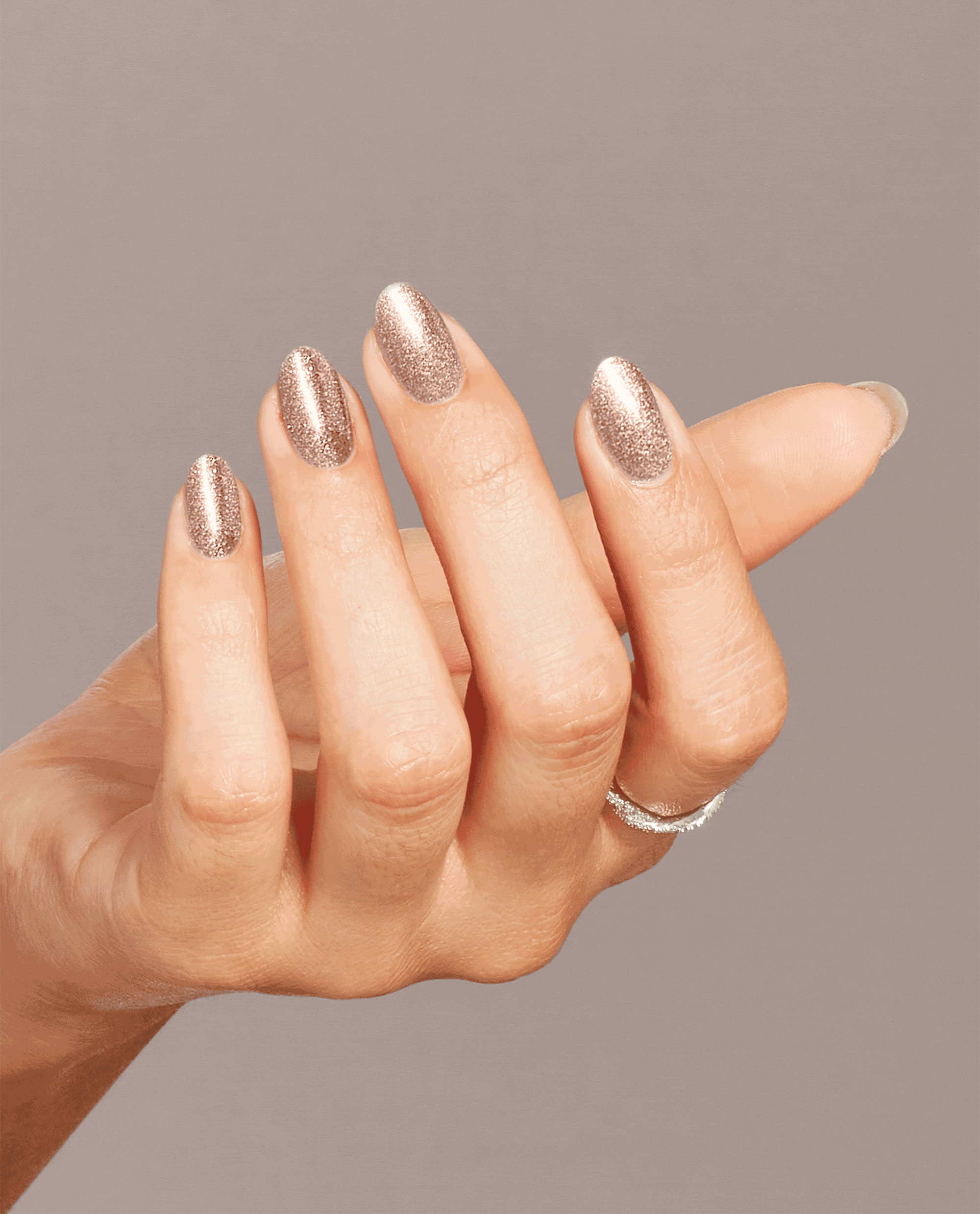 metallic-composition-gif_459c9d13-7b09-4b26-821f-bb6cc7535b21.gif