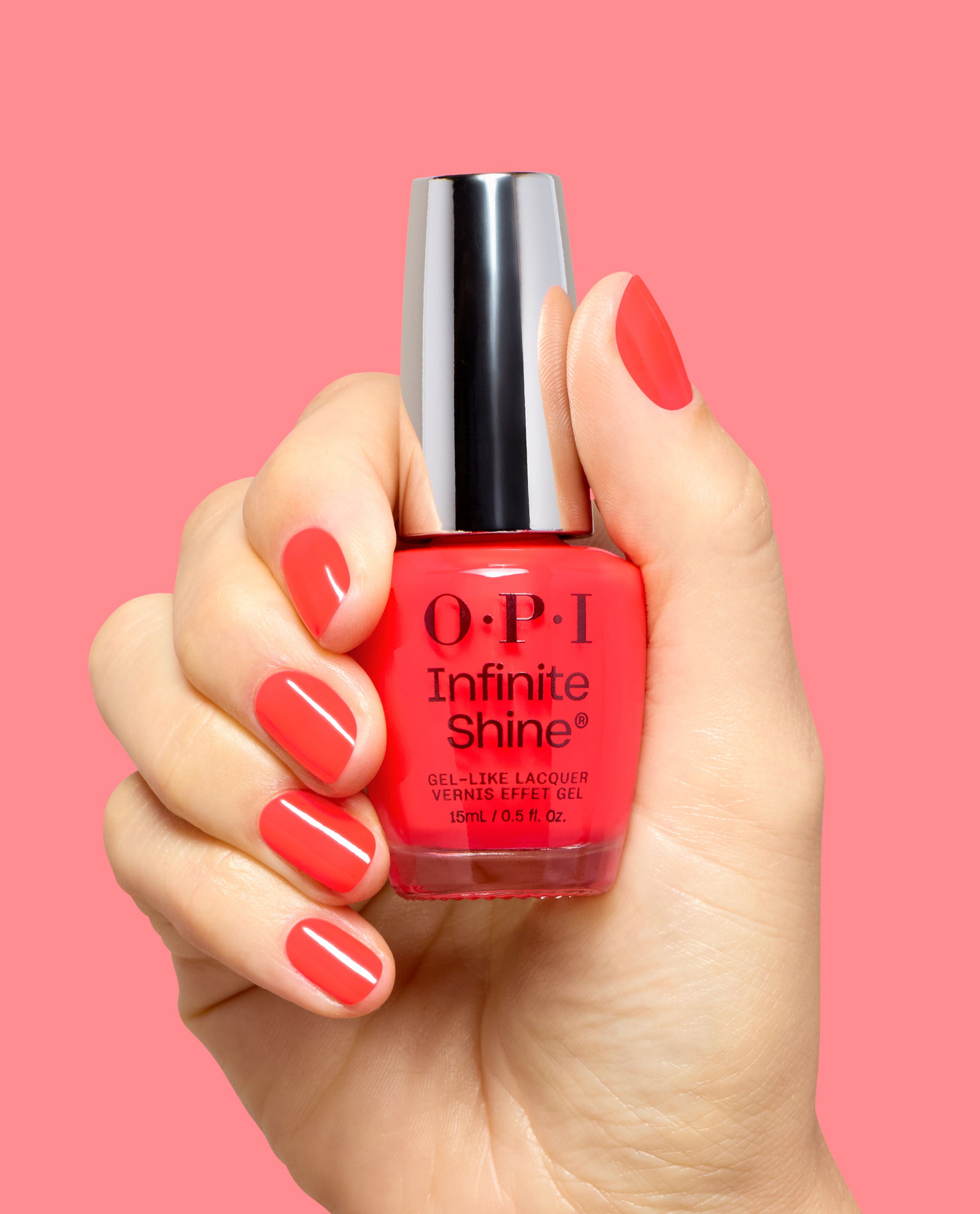 pack_a_cherry-on_bag_xisl211s_infinite_shine_99399001758_hand_and_bottle_9f2368d1-afb8-4b77-ac93-d190c71c0dbc.jpg